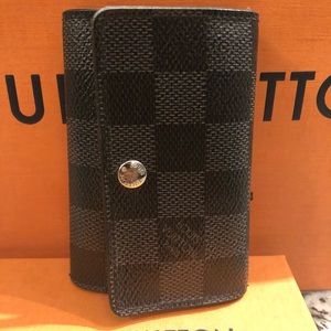 Louis Vuitton 6 Key Holder